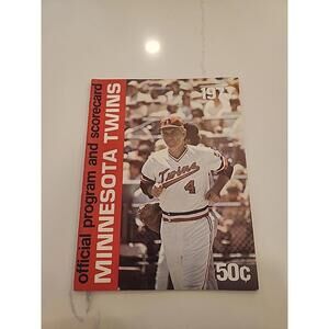 1977 Minnesota Twins Baseball Program Scorecard Souvenir vg